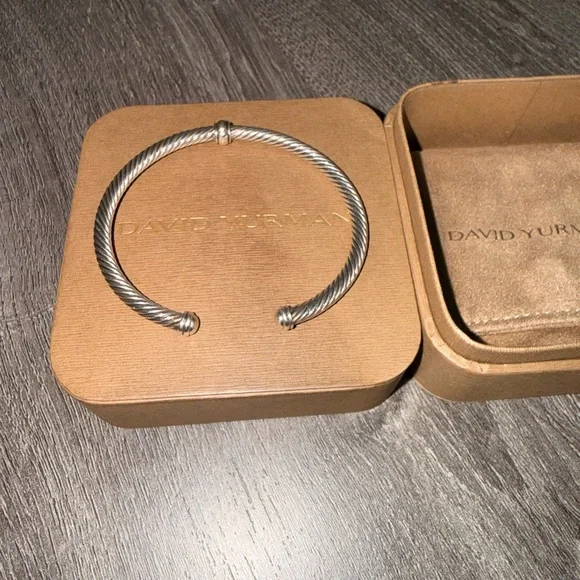 DAVID YURMAN CABLE FLEX® STATION BRACELET - Picture 3 of 5